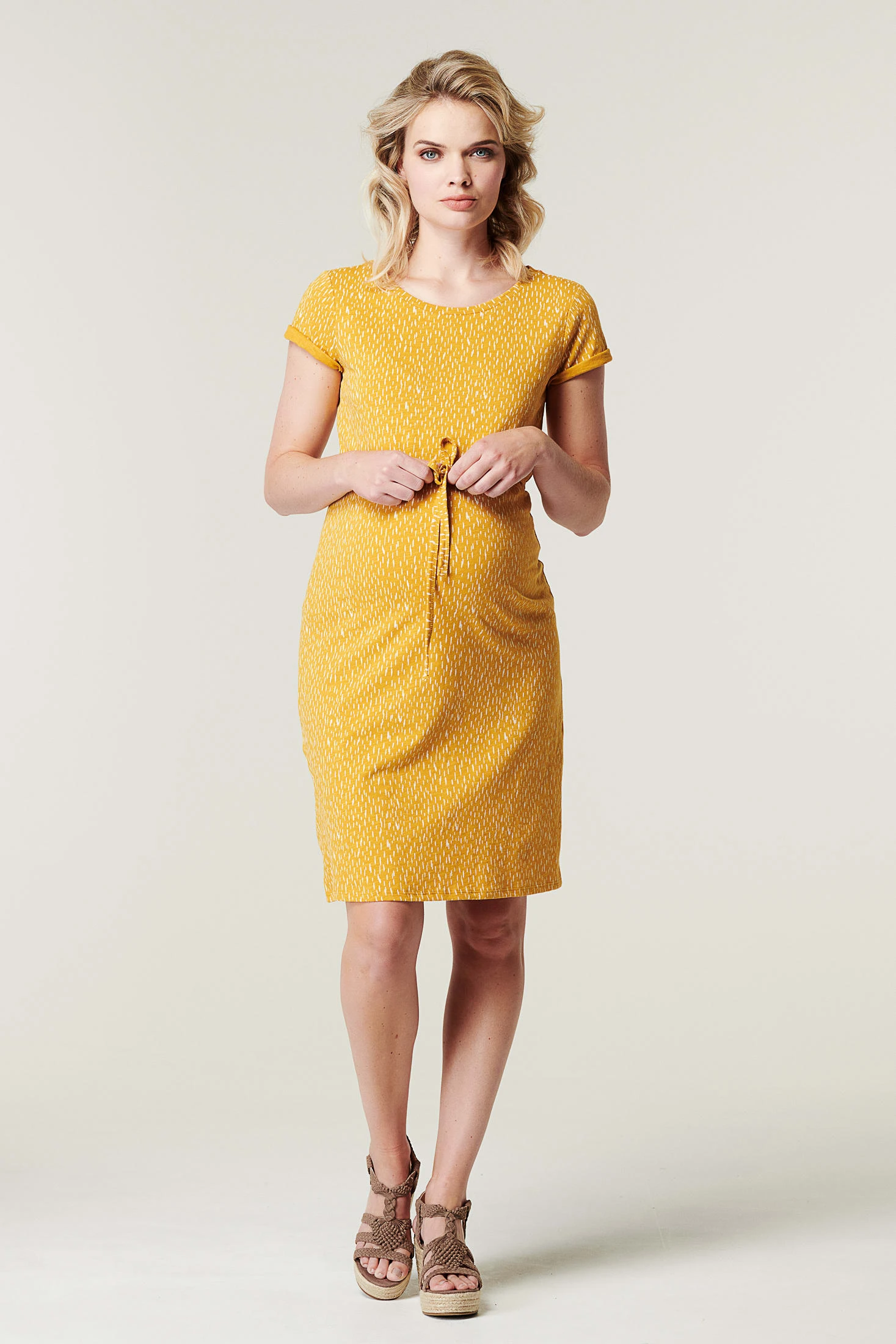 SUPERMOM Kleid Pebbles Yellow In Tinsel – Bild 9